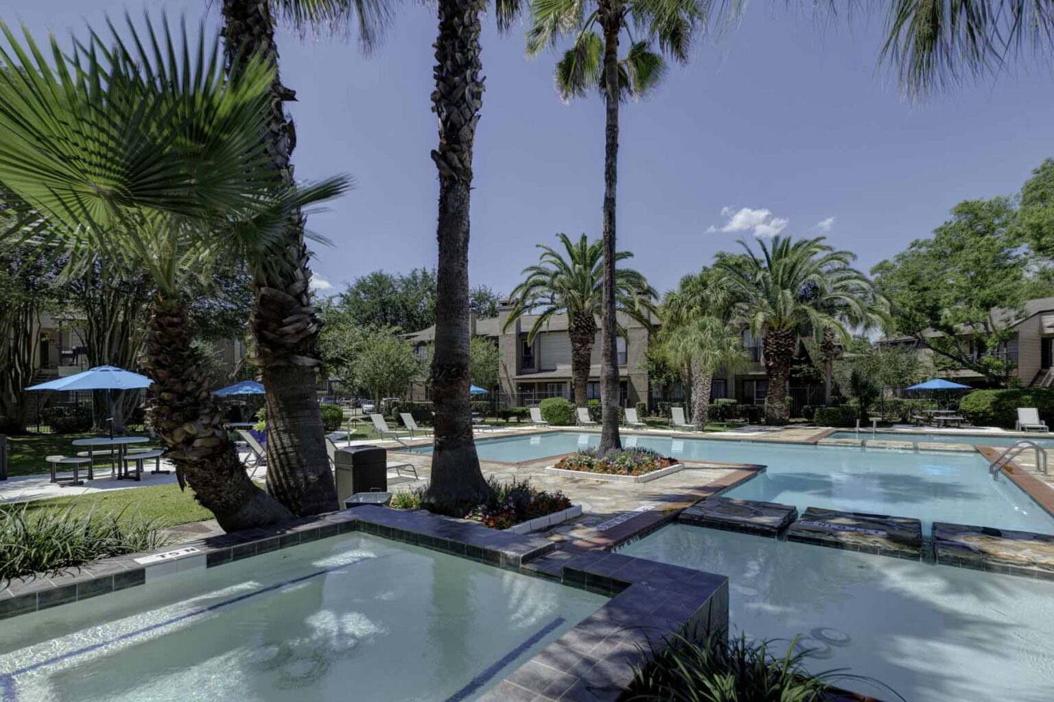 Photo Gallery The Falls at Clear Lake